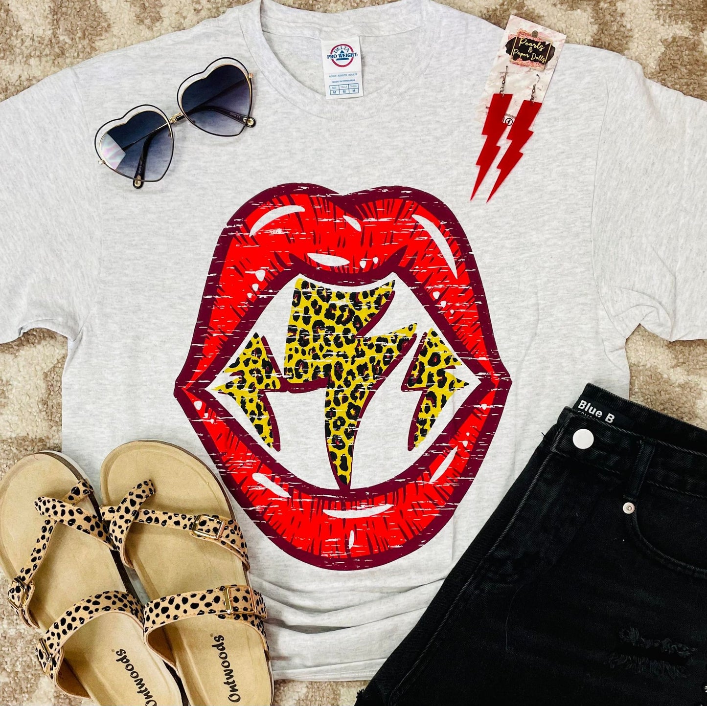 Lightning Bolt Lips