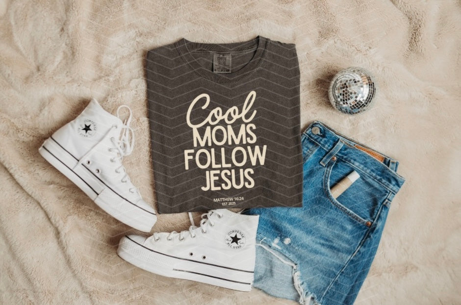 Cool moms follow Jesus (wholesale)