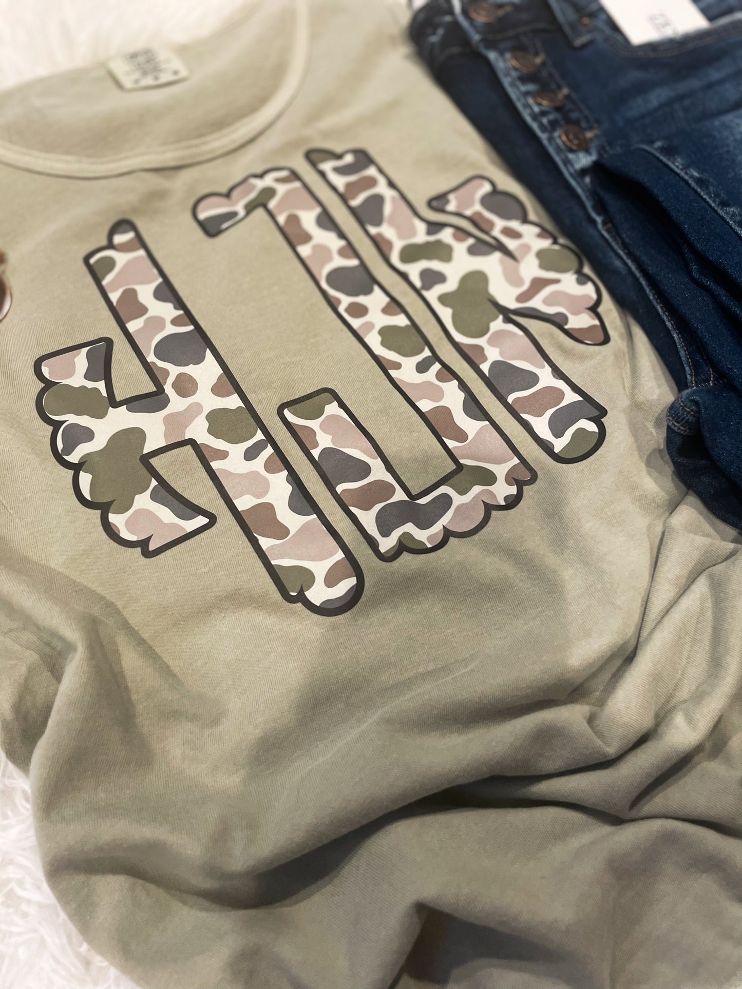 duck camo monogram (wholesale)